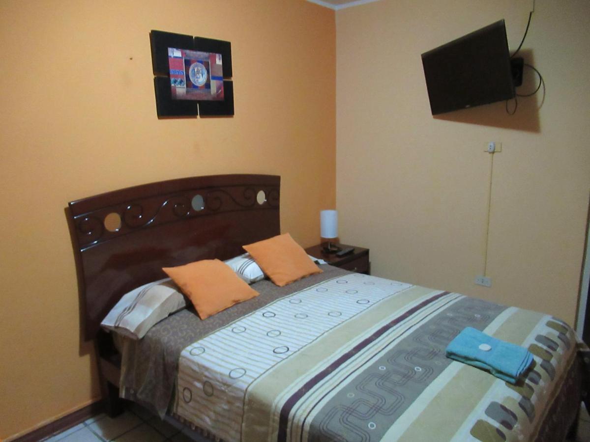 Kurmi Hostel Lima Airport Екстер'єр фото