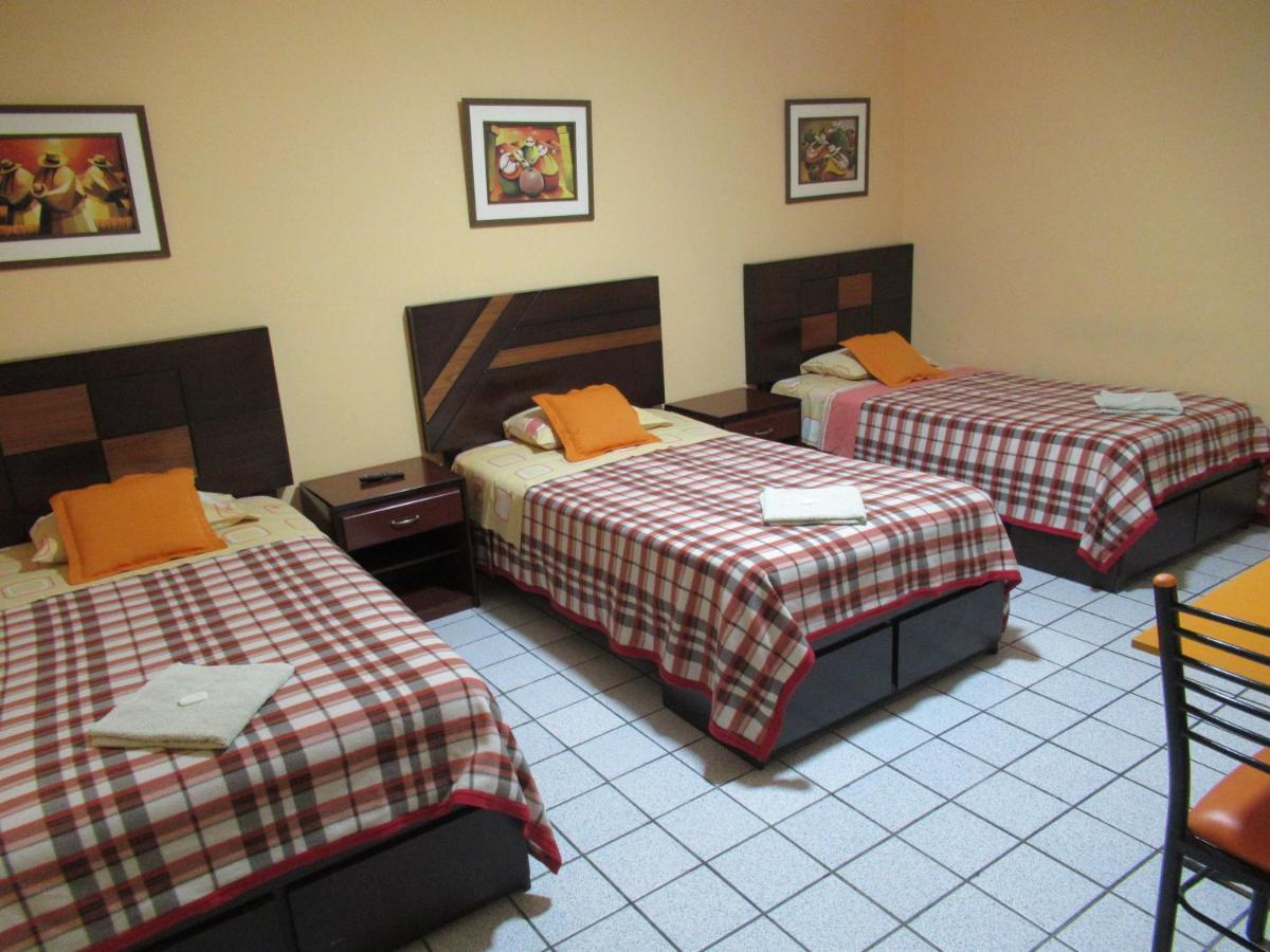 Kurmi Hostel Lima Airport Екстер'єр фото