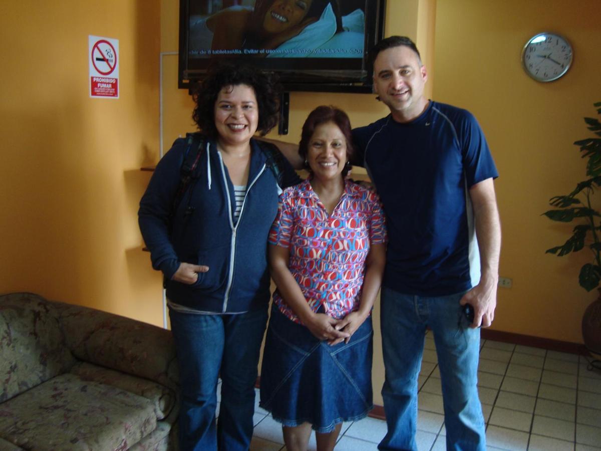 Kurmi Hostel Lima Airport Екстер'єр фото