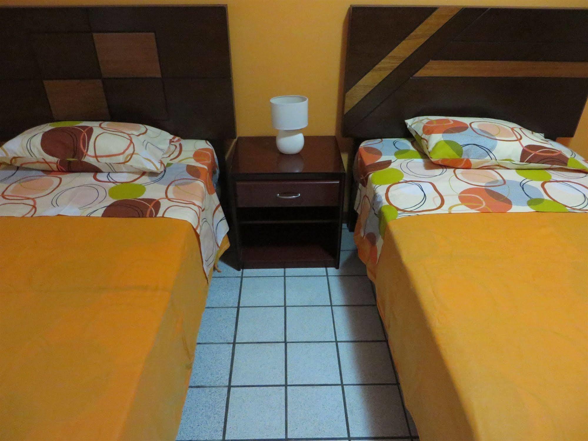 Kurmi Hostel Lima Airport Екстер'єр фото